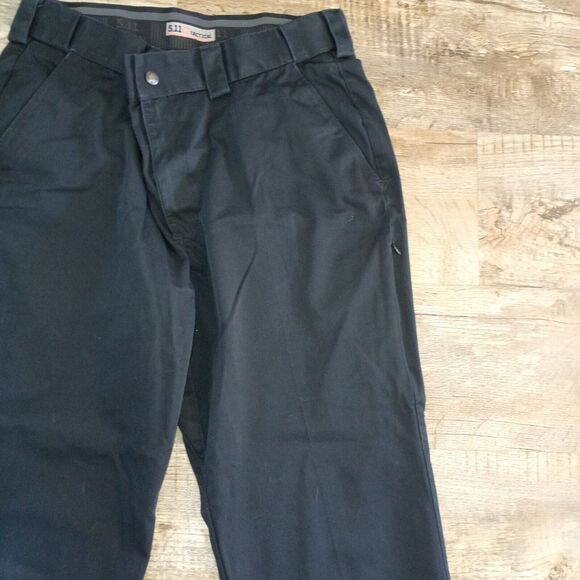 5.11 Tactical Navy Unisex Cargo Pants Unisex 29" Inseam 38" Waist‎ - Picture 2 of 6